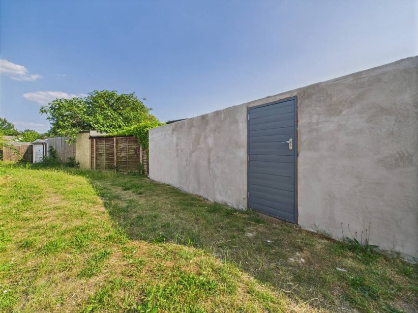 Images for Feltham, Middlesex EAID:2640919782 BID:FEL