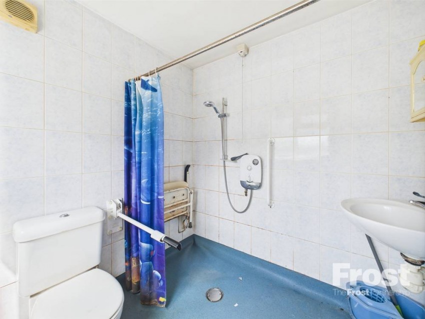 Images for Feltham, Middlesex EAID:2640919782 BID:FEL