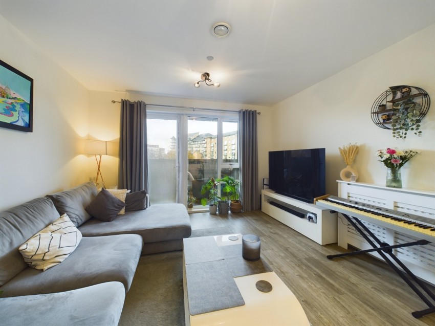 Images for Feltham EAID:2640919782 BID:FEL