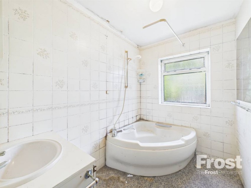 Images for Feltham, Middlesex EAID:2640919782 BID:FEL