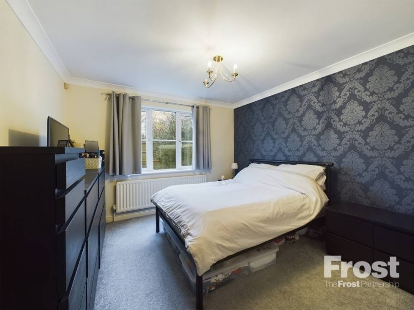 Images for Sunbury-on-Thames, Surrey EAID:2640919782 BID:FEL