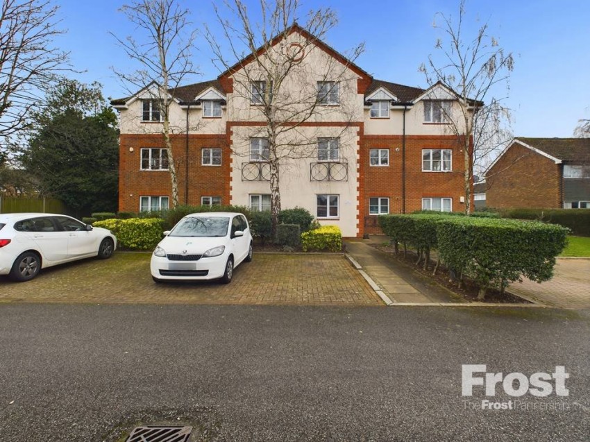 Images for Sunbury-on-Thames, Surrey EAID:2640919782 BID:FEL