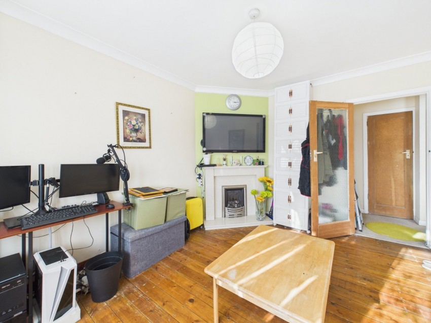 Images for Feltham, Middlesex EAID:2640919782 BID:FEL