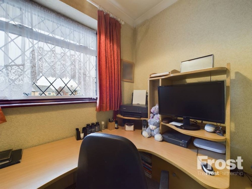 Images for Sunbury-on-Thames, Surrey EAID:2640919782 BID:FEL