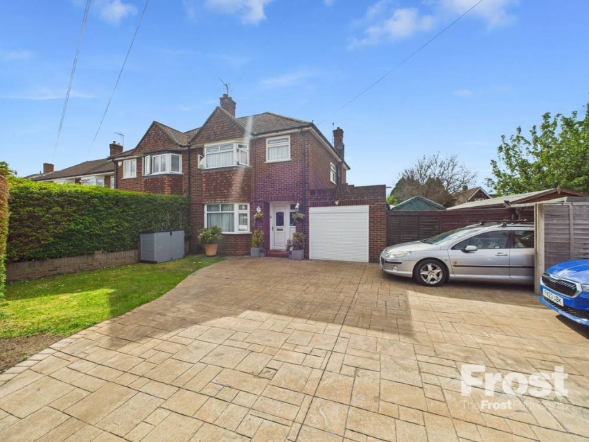 Images for Sunbury-on-Thames, Surrey EAID:2640919782 BID:FEL