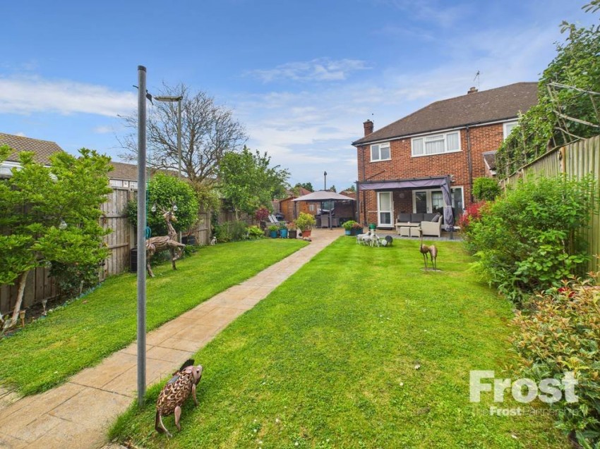 Images for Sunbury-on-Thames, Surrey EAID:2640919782 BID:FEL