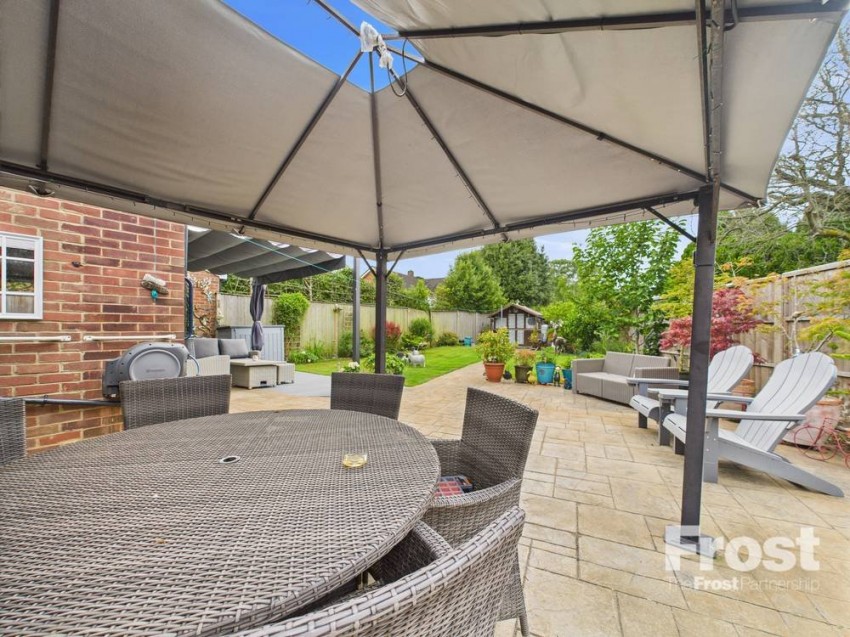 Images for Sunbury-on-Thames, Surrey EAID:2640919782 BID:FEL