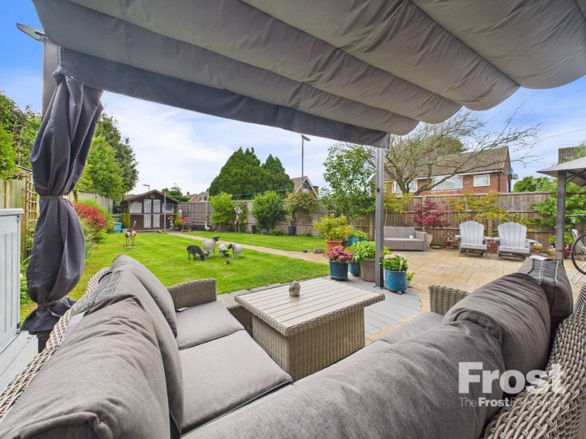 Images for Sunbury-on-Thames, Surrey EAID:2640919782 BID:FEL