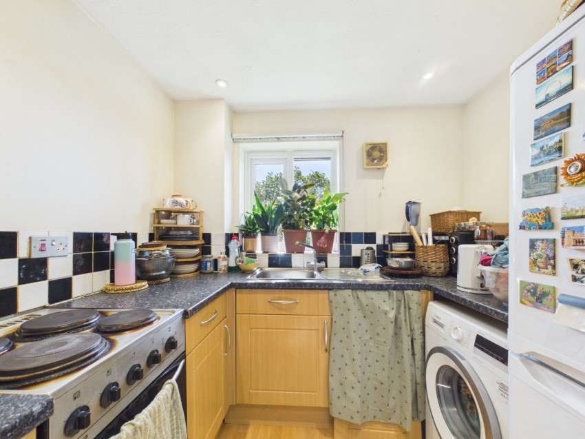 Images for Feltham EAID:2640919782 BID:FEL