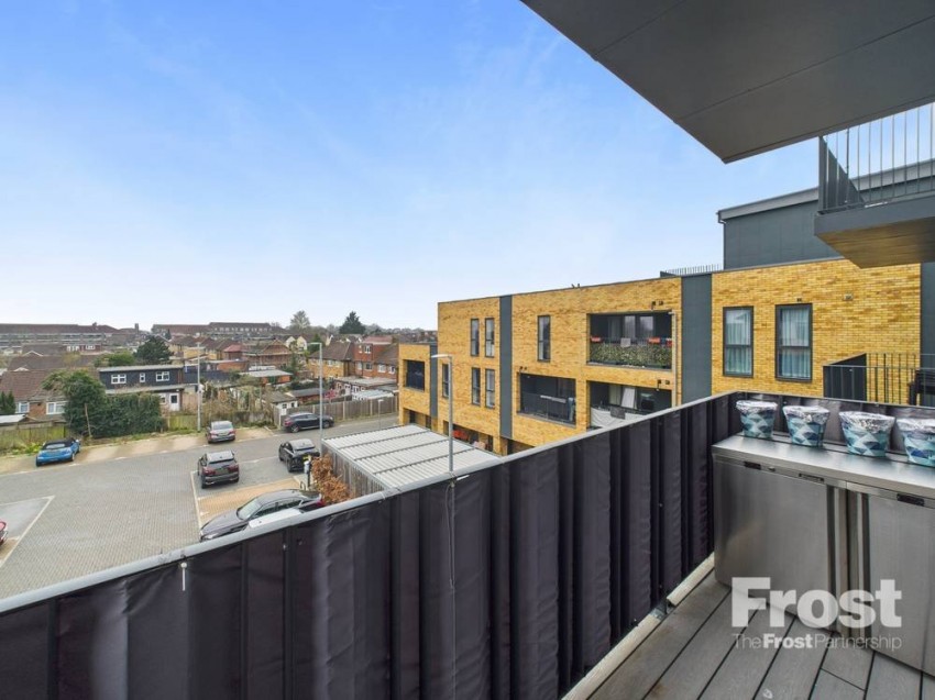 Images for Feltham EAID:2640919782 BID:FEL