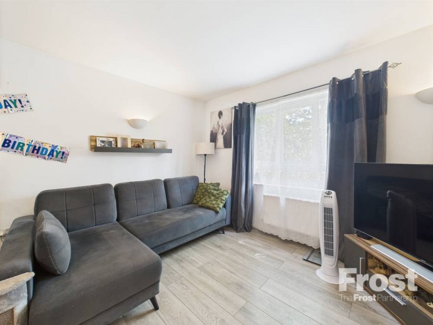 Images for Feltham, Middlesex EAID:2640919782 BID:FEL