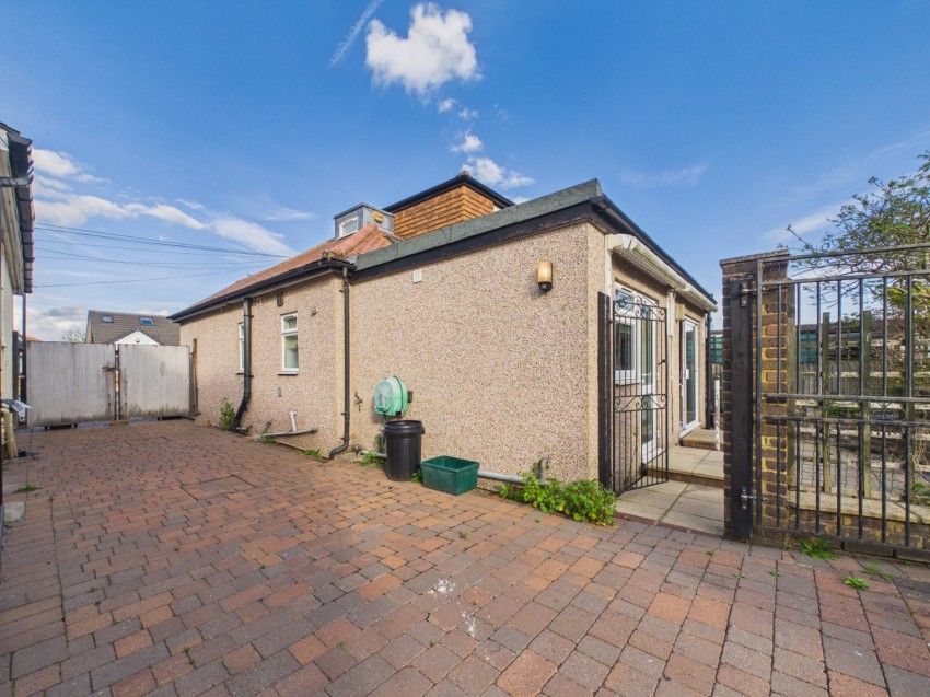 Images for Feltham EAID:2640919782 BID:FEL