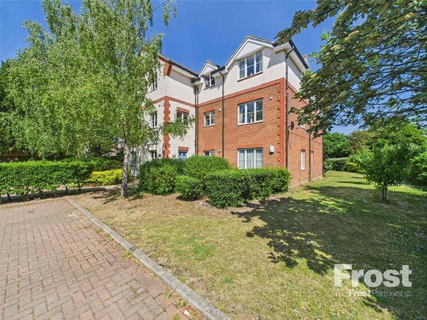 Images for Sunbury-on-Thames, Surrey EAID:2640919782 BID:FEL