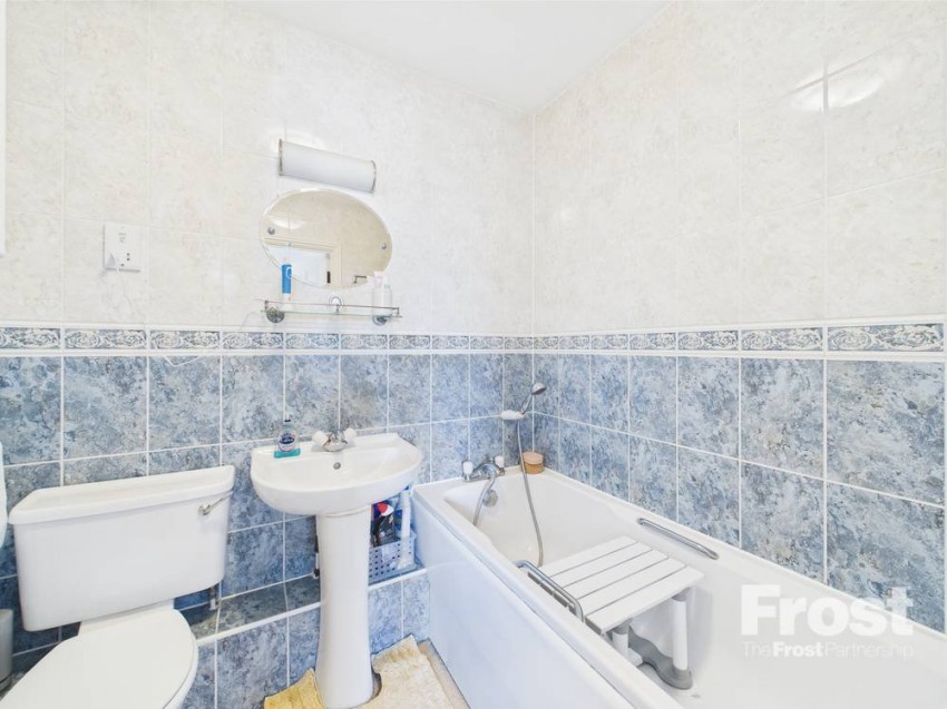 Images for Sunbury-on-Thames, Surrey EAID:2640919782 BID:FEL