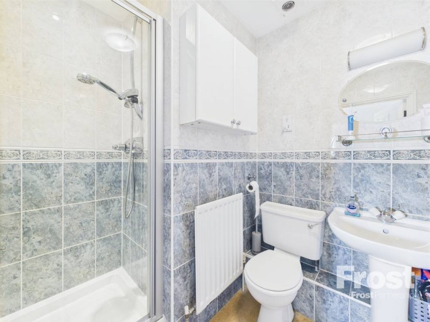 Images for Sunbury-on-Thames, Surrey EAID:2640919782 BID:FEL