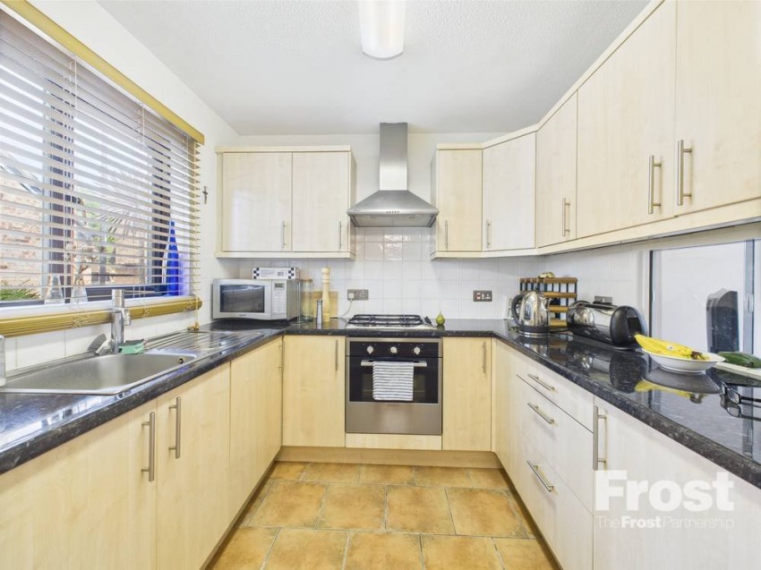 Images for Feltham EAID:2640919782 BID:FEL