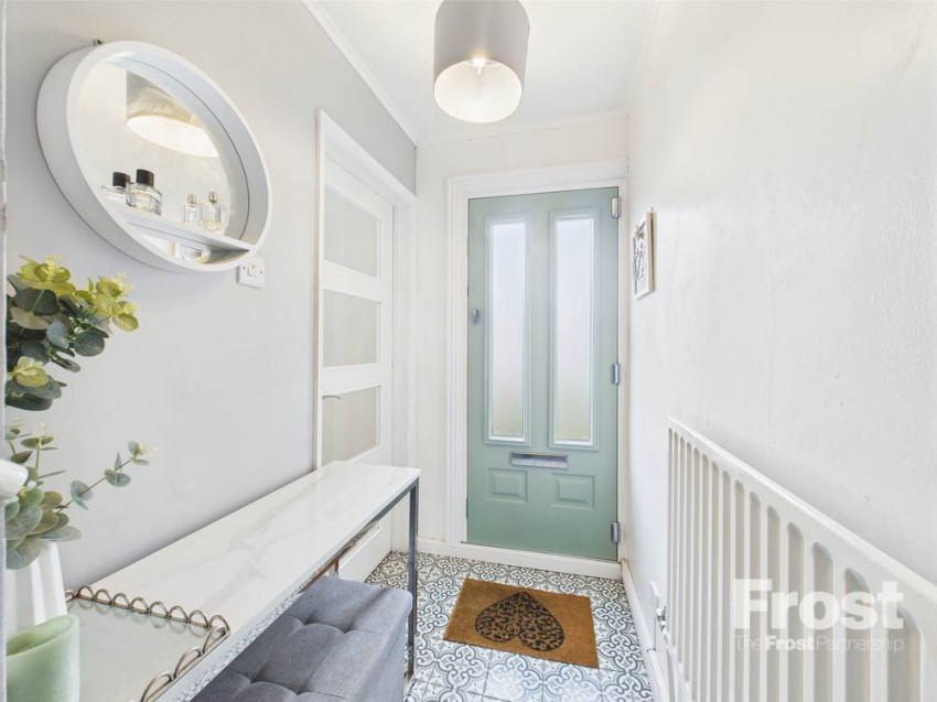Images for Sunbury-on-Thames, Surrey EAID:2640919782 BID:FEL
