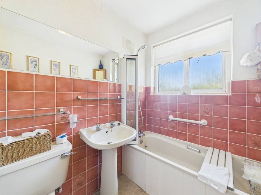 Images for Feltham, Middlesex EAID:2640919782 BID:FEL