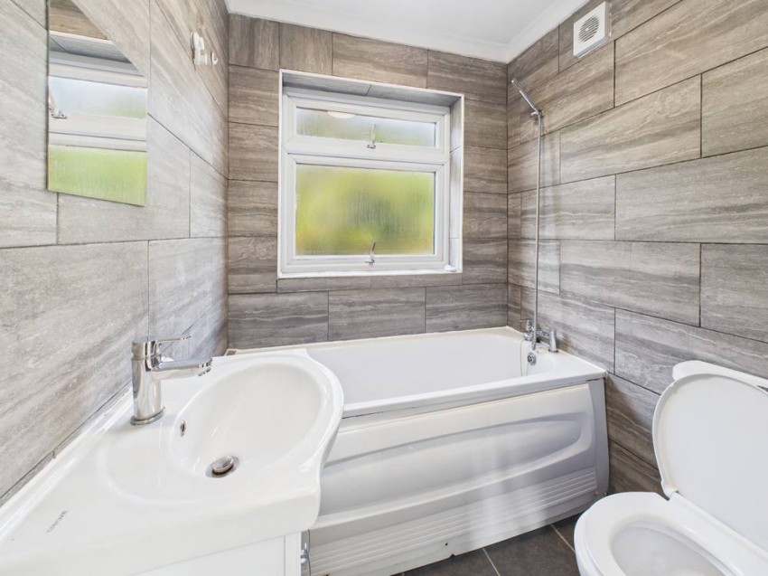 Images for Feltham, Middlesex EAID:2640919782 BID:FEL