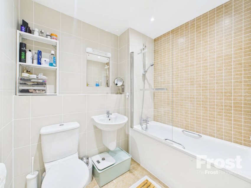 Images for Feltham, Middlesex EAID:2640919782 BID:FEL