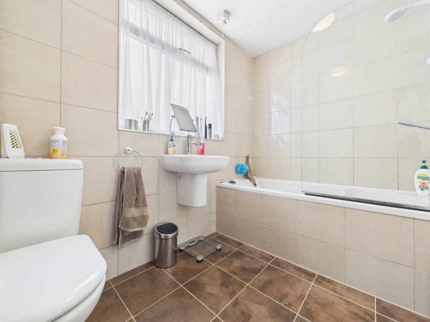 Images for Hanworth, Middlesex EAID:2640919782 BID:FEL