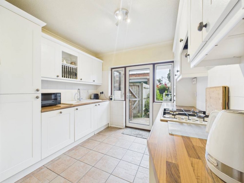 Images for Hanworth, Middlesex EAID:2640919782 BID:FEL