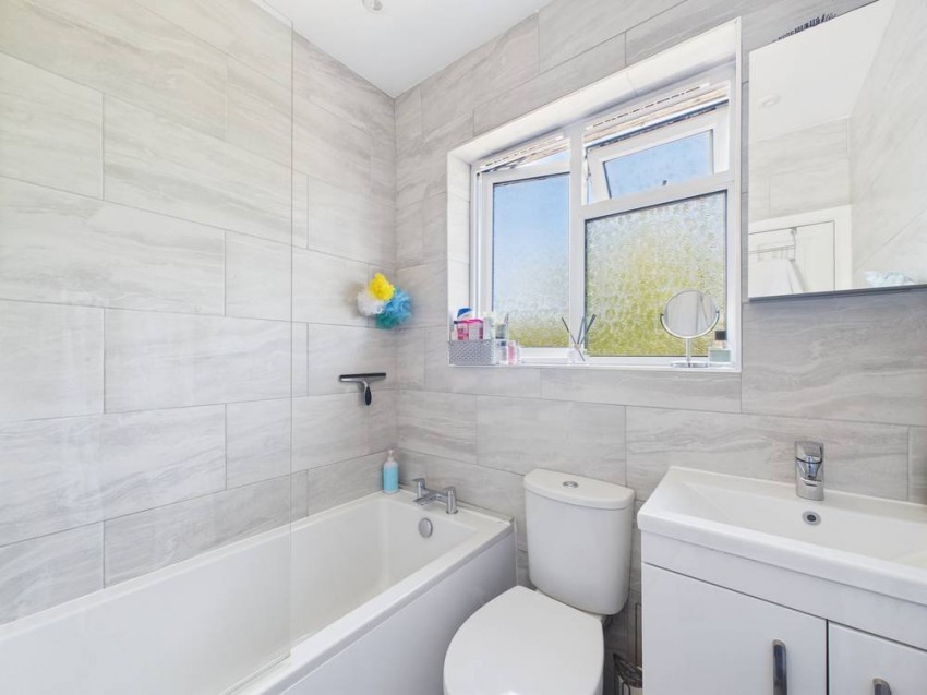 Images for Feltham, Middlesex EAID:2640919782 BID:FEL