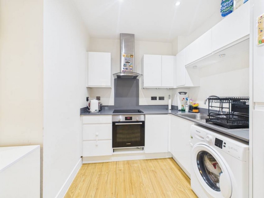 Images for Sunbury-on-Thames, Surrey EAID:2640919782 BID:FEL