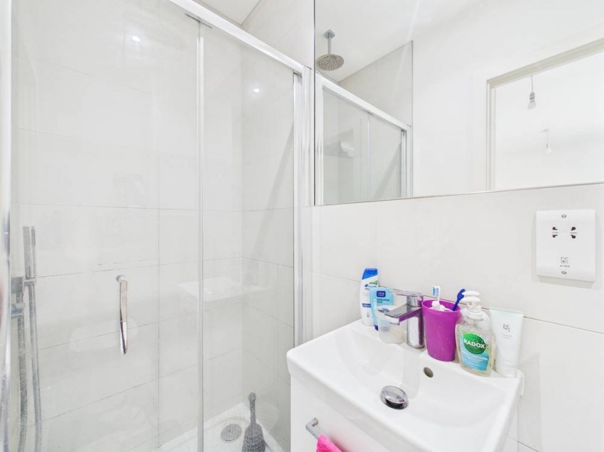 Images for Feltham, Middlesex EAID:2640919782 BID:FEL