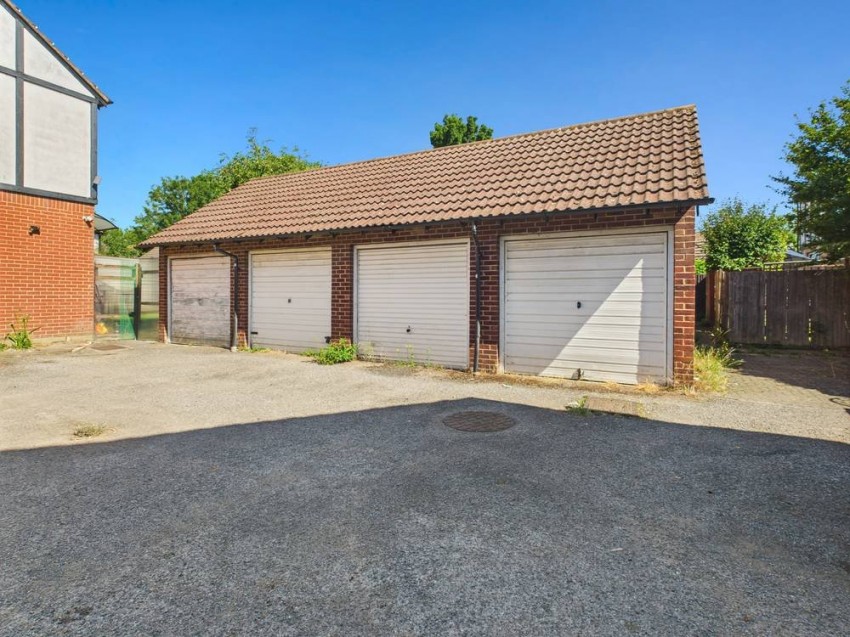 Images for Feltham, Middlesex EAID:2640919782 BID:FEL