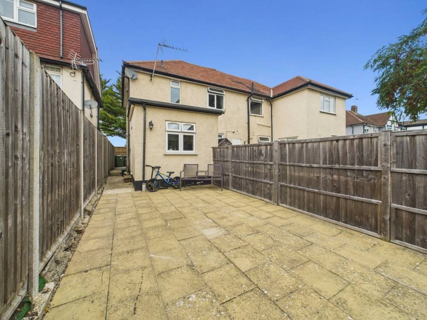 Images for Feltham, Surrey EAID:2640919782 BID:FEL