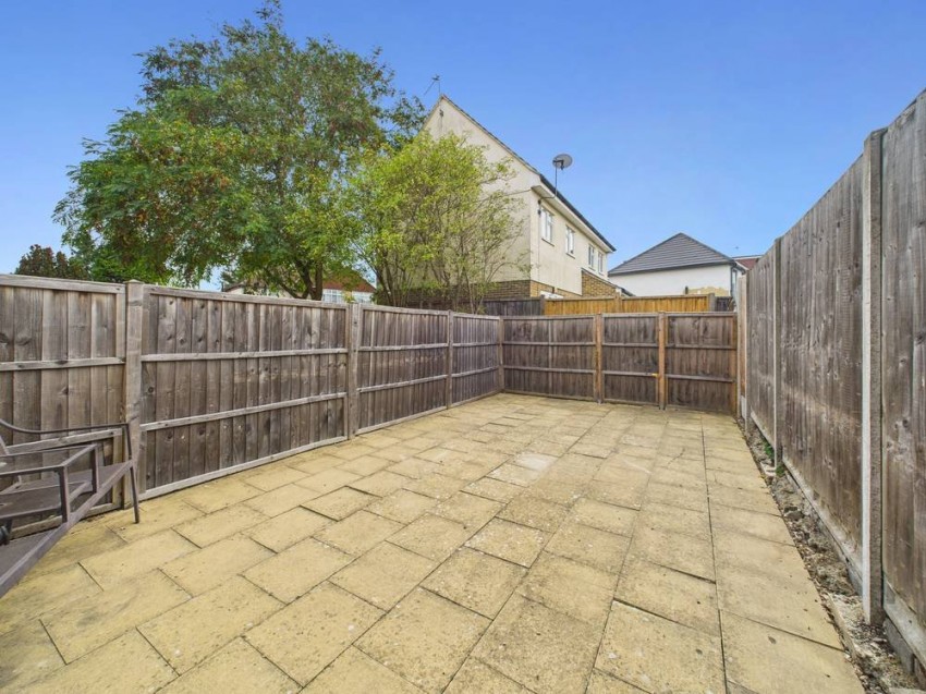 Images for Feltham, Surrey EAID:2640919782 BID:FEL