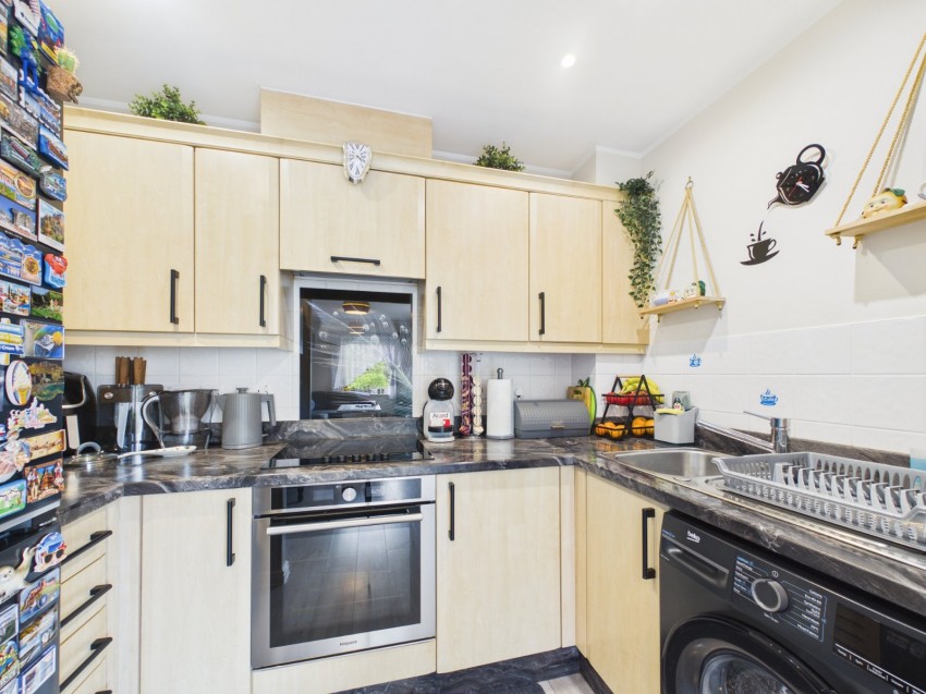 Images for Feltham EAID:2640919782 BID:FEL