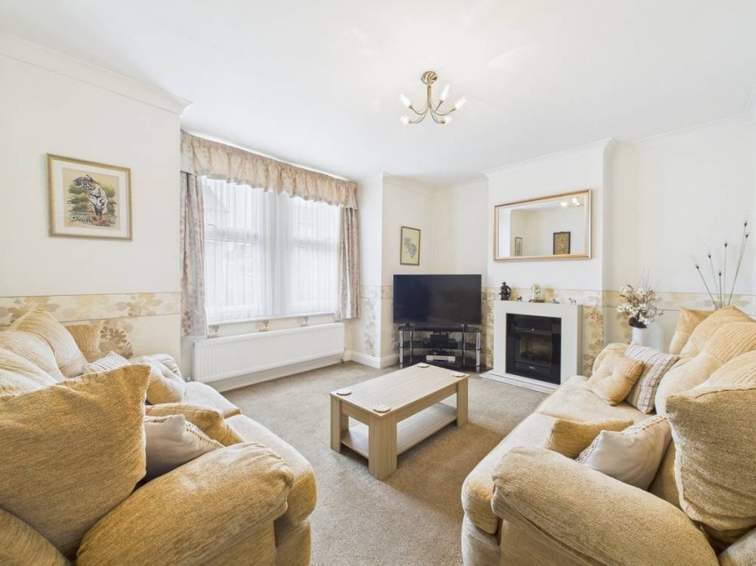 Images for Feltham, Middlesex EAID:2640919782 BID:FEL