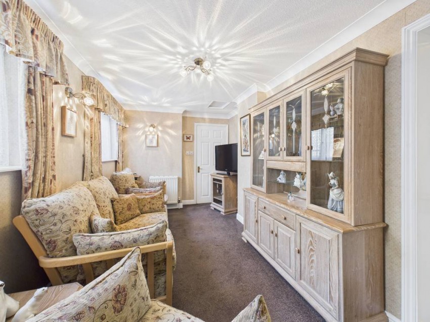 Images for Feltham, Middlesex EAID:2640919782 BID:FEL