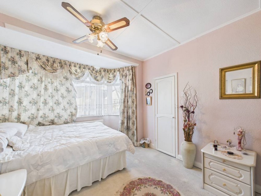 Images for Feltham EAID:2640919782 BID:FEL