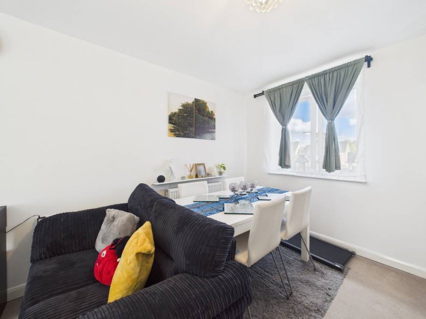 Images for Hounslow EAID:2640919782 BID:FEL