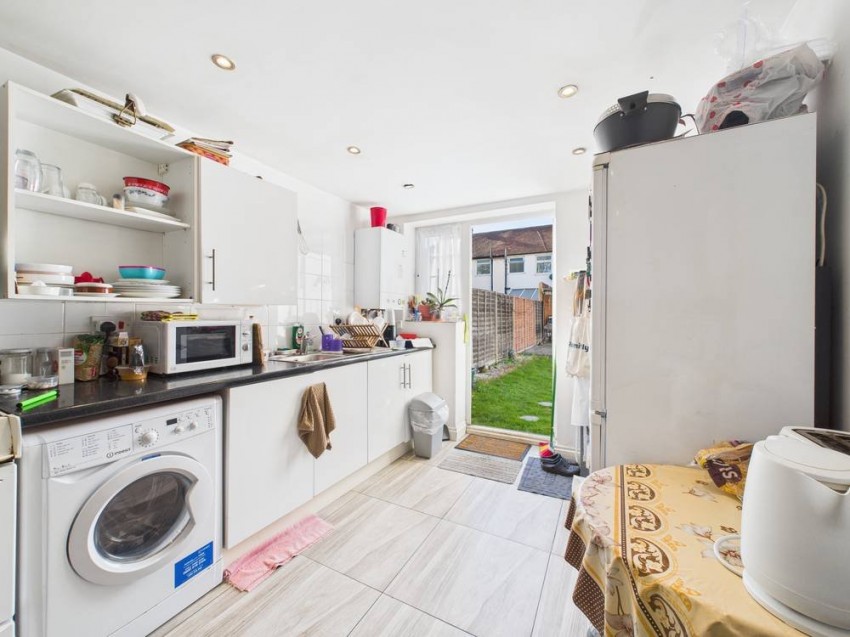 Images for Feltham, Middlesex EAID:2640919782 BID:FEL