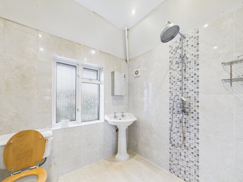 Images for Feltham EAID:2640919782 BID:FEL