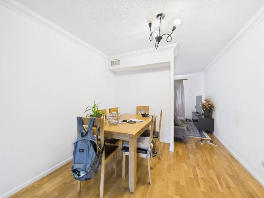 Images for Hounslow, Middlesex EAID:2640919782 BID:FEL