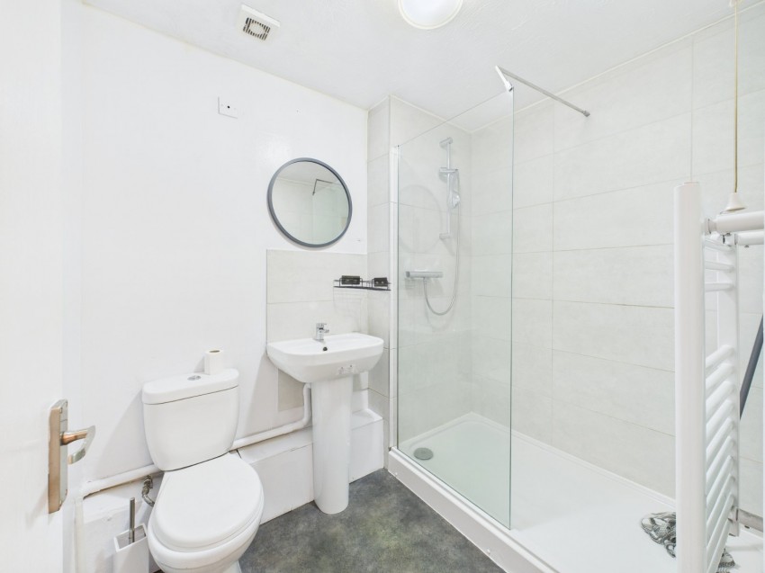 Images for Feltham, Middlesex EAID:2640919782 BID:FEL