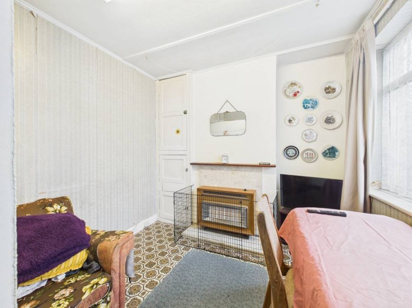 Images for Feltham, Middlesex EAID:2640919782 BID:FEL