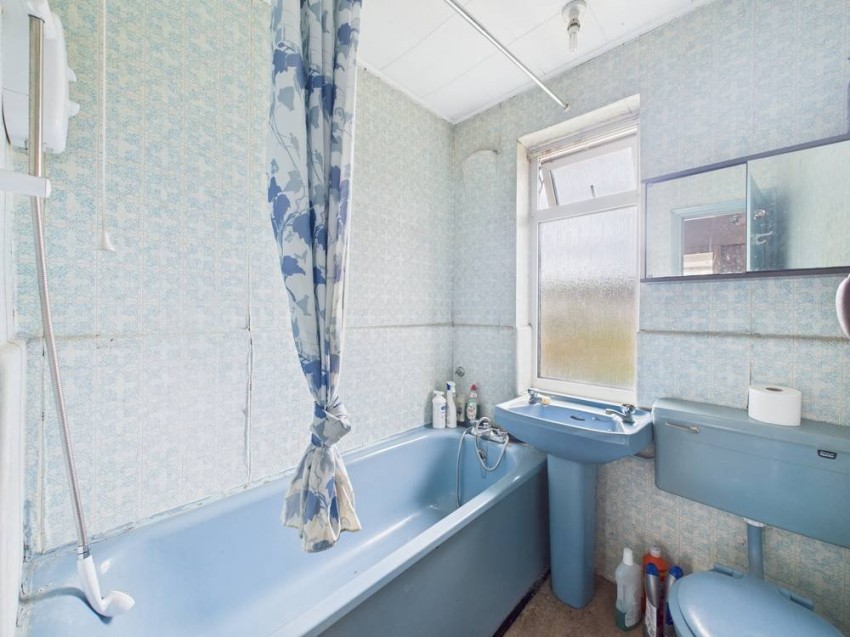 Images for Feltham, Middlesex EAID:2640919782 BID:FEL