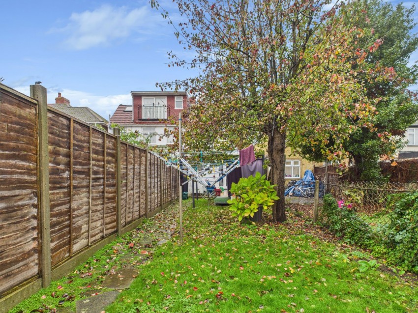 Images for Hanworth, Feltham, Middlesex EAID:2640919782 BID:FEL