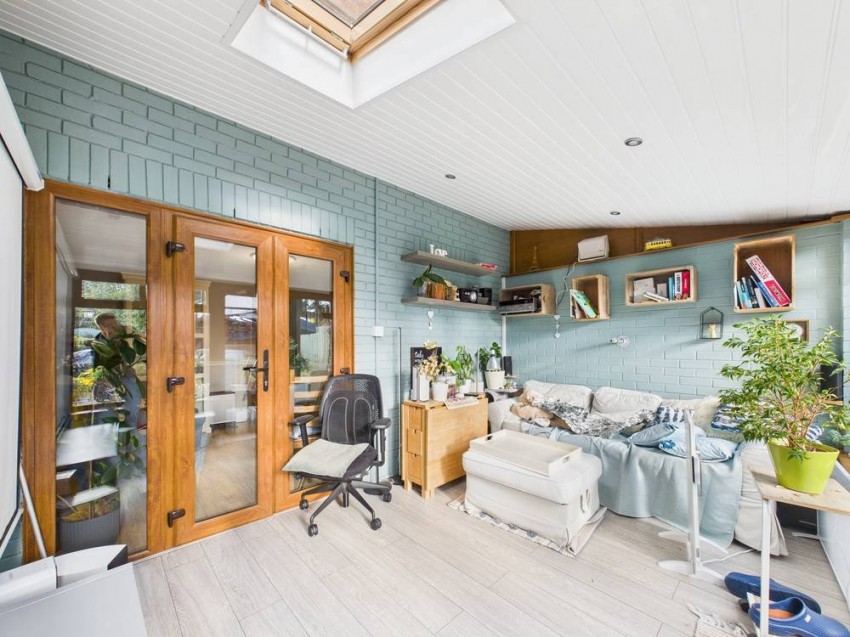 Images for Feltham, Middlesex EAID:2640919782 BID:FEL