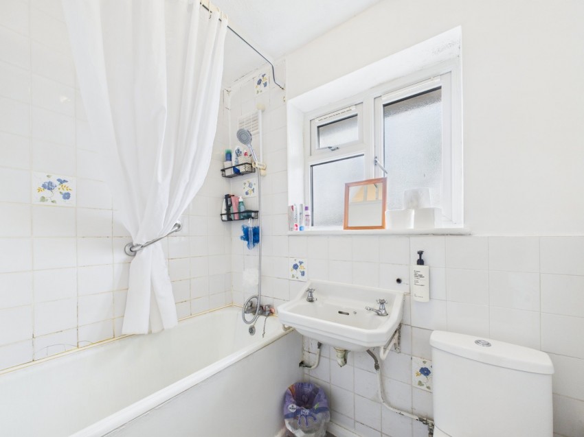 Images for Feltham, Middlesex EAID:2640919782 BID:FEL