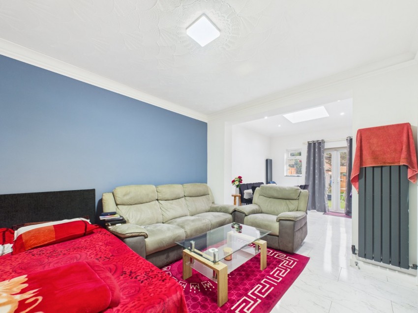 Images for Feltham EAID:2640919782 BID:FEL