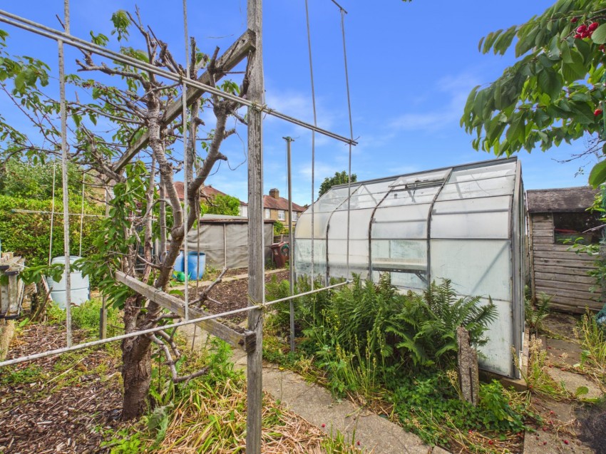 Images for Feltham, Middlesex EAID:2640919782 BID:FEL
