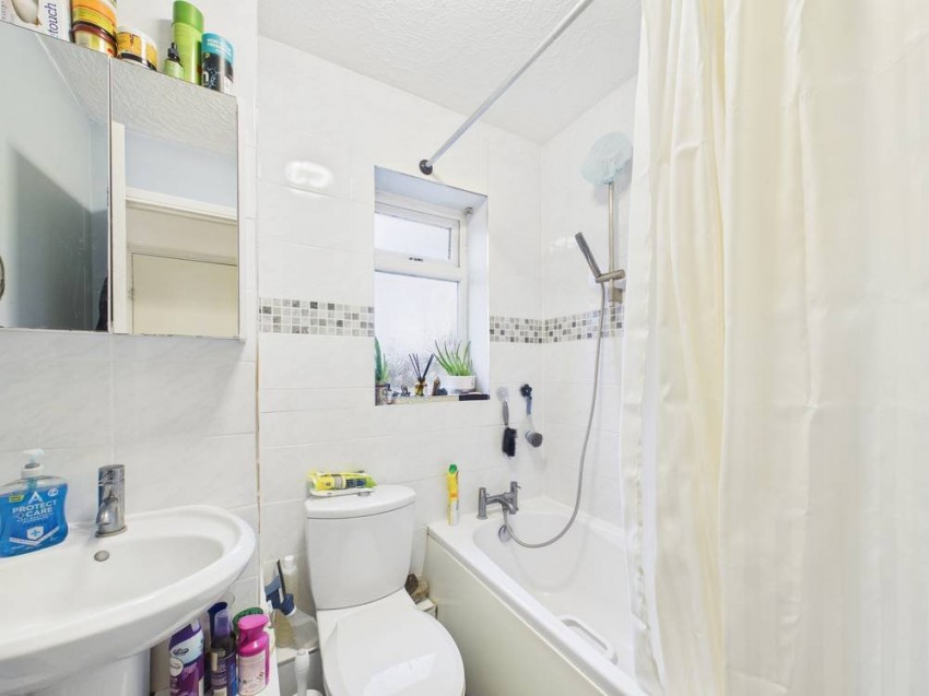 Images for Feltham EAID:2640919782 BID:FEL