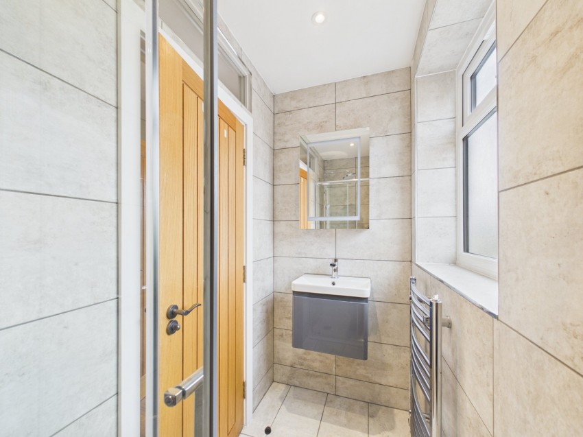 Images for Feltham, Middlesex EAID:2640919782 BID:FEL